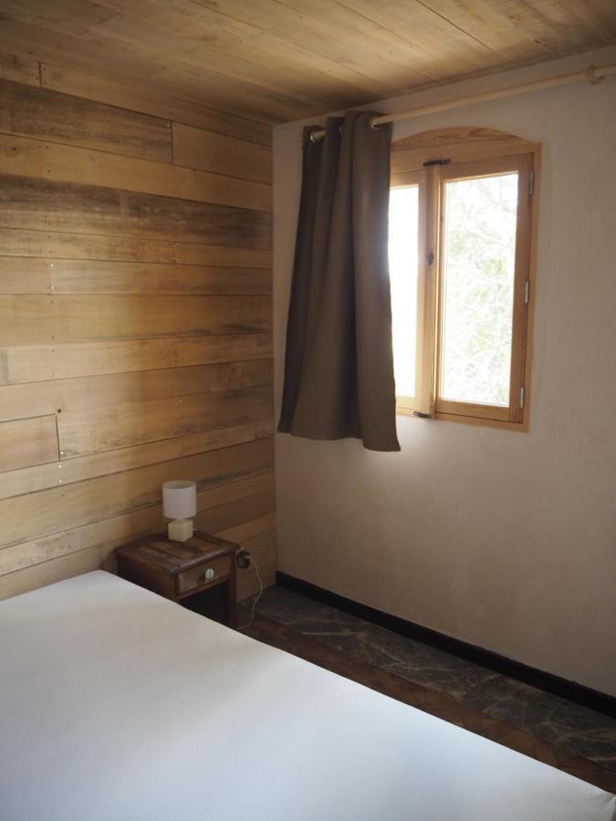 Gite Les Cabanes De Fallot Pour 15 Personnes - Piscine Naturelle L'isle-Bouzon ภายนอก รูปภาพ